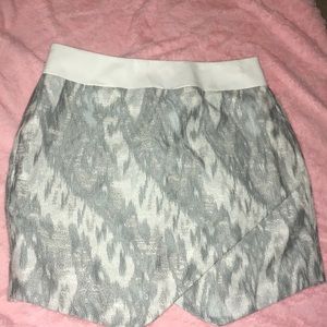 Bebe printed pencil skirt